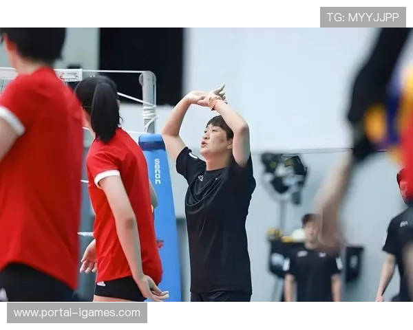 中国U16女排顾茜茜稳健防守助力球队一传流畅快攻高效